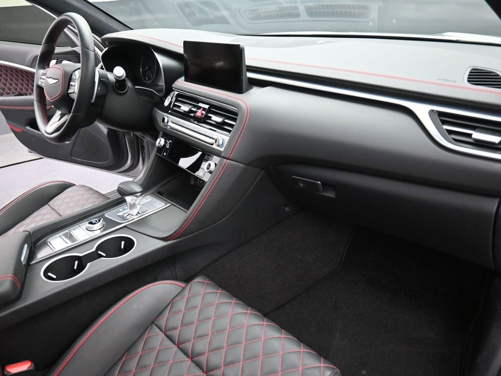 Used 2024 Genesis G70 3.3T Advanced w/ Sport Prestige Package image 16