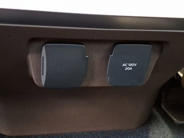 Certified 2024 Ford F350 King Ranch image 12