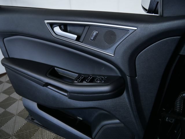 Certified 2024 Ford Edge SEL w/ Convenience Package AWD/4WD image 29