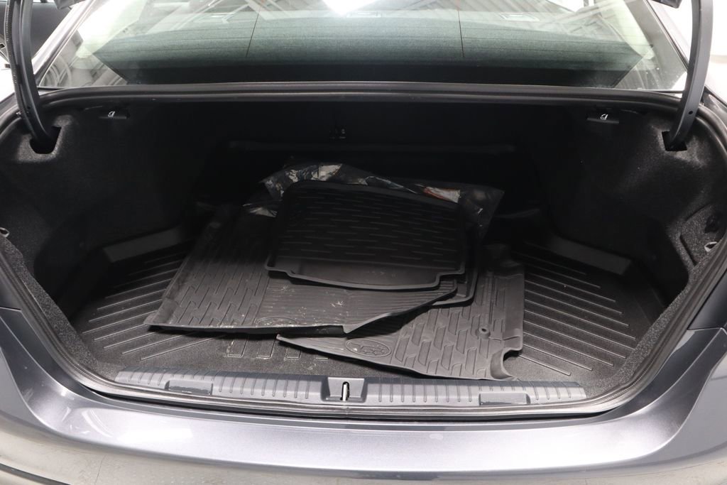 Used 2025 Subaru Legacy Premium image 18