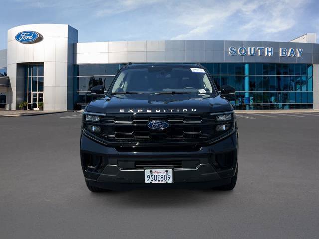 Certified 2025 Ford Expedition Active RWD image 8