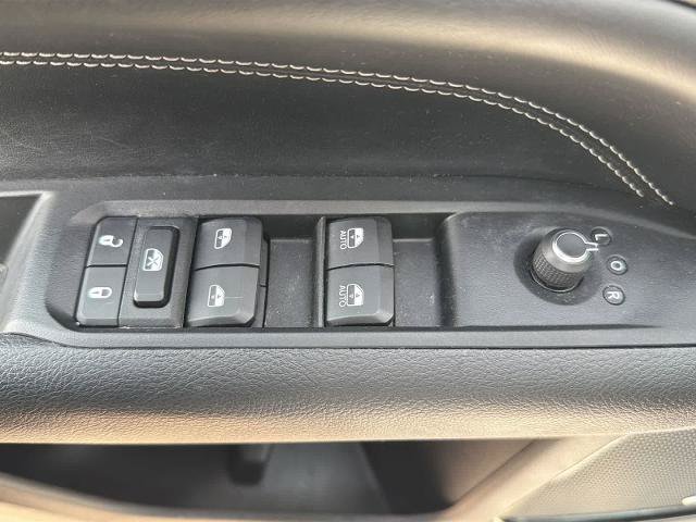 Used 2022 Jeep Compass High Altitude AWD/4WD image 17