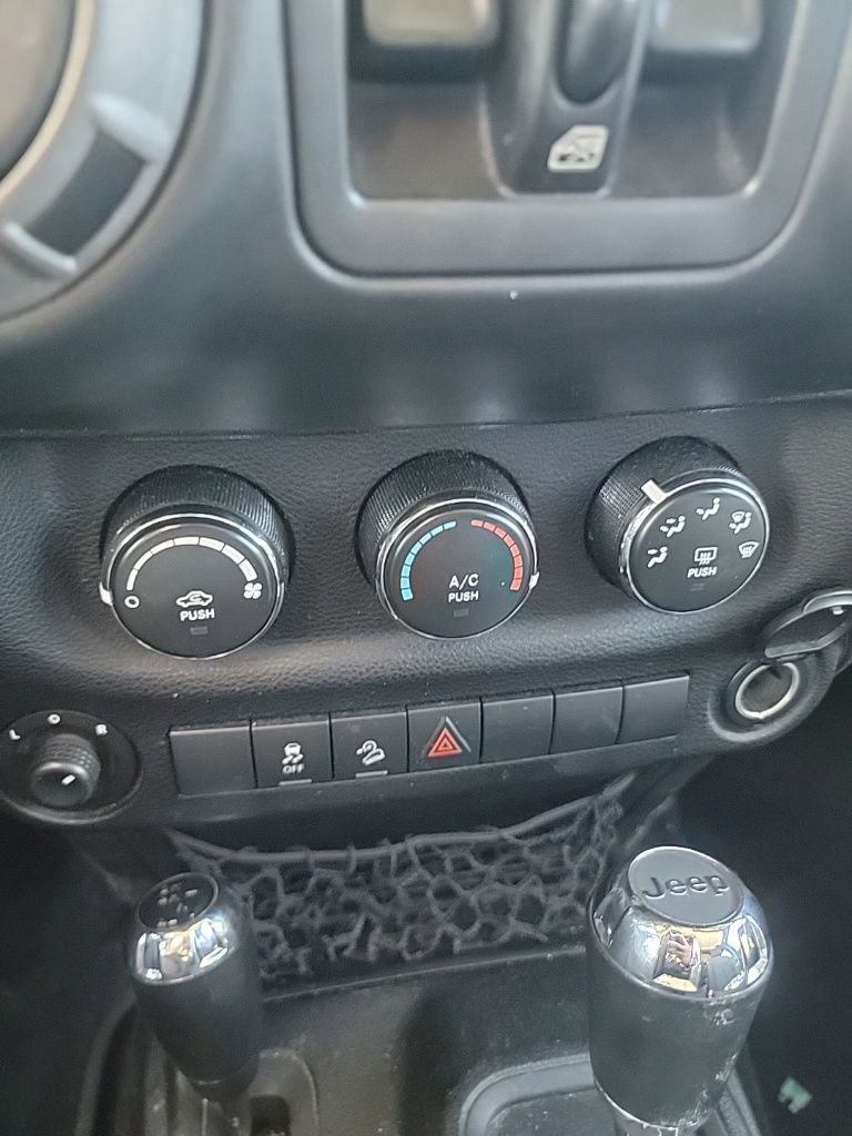 Used 2017 Jeep Wrangler Unlimited Sport w/ Quick Order Package 24S image 43