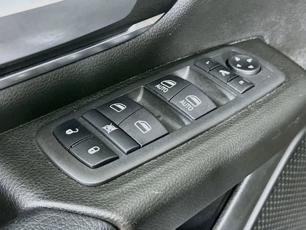 Used 2024 RAM 1500 Big Horn AWD/4WD image 29