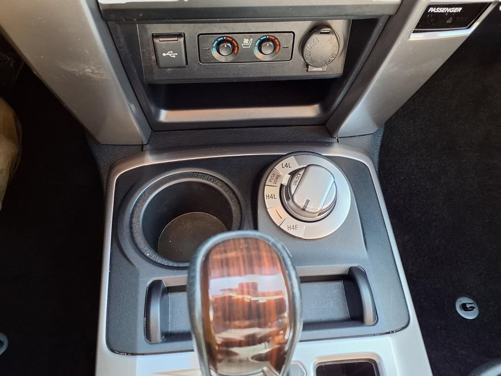 Used 2023 Toyota 4Runner Limited AWD/4WD image 15