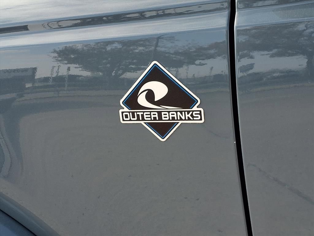 Certified 2022 Ford Bronco Outer Banks image 7