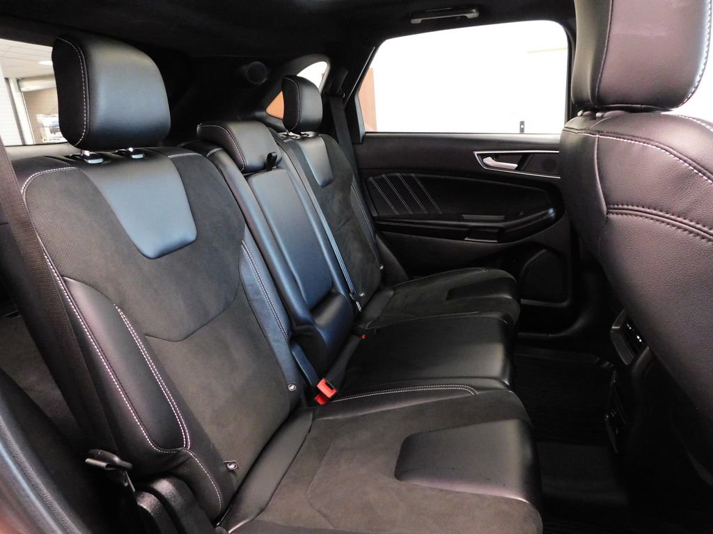 Certified 2022 Ford Edge ST w/ Equipment Group 401A AWD/4WD image 58