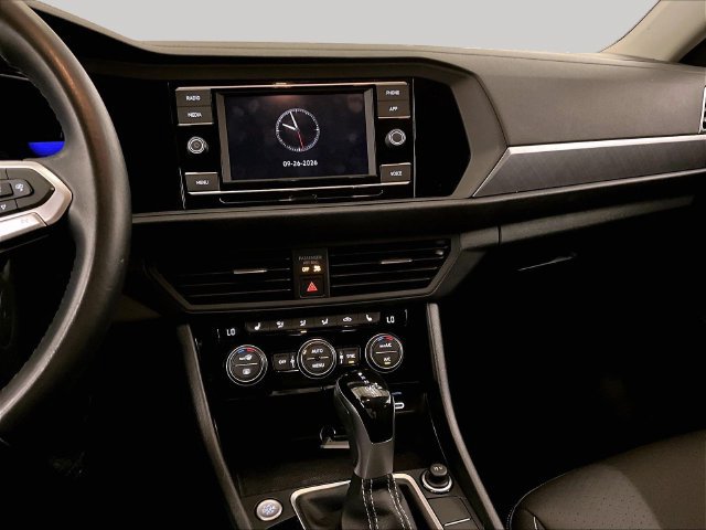 Used 2023 Volkswagen Jetta SE FWD image 6