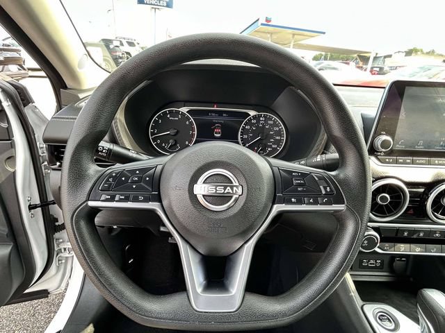 Used 2025 Nissan Sentra SV FWD image 7