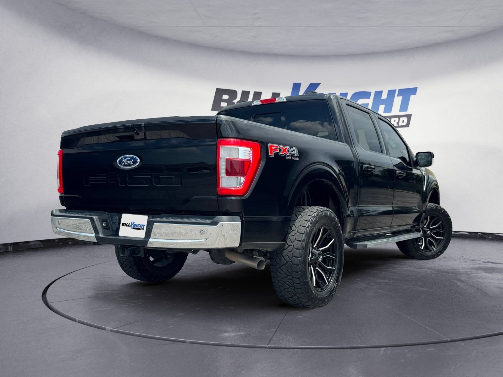 Certified 2021 Ford F150 Lariat w/ FX4 Off-Road Package AWD/4WD image 5