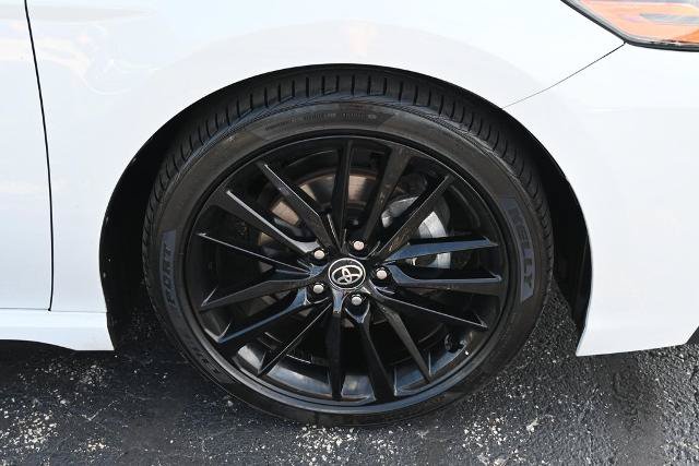 Used 2022 Toyota Camry XSE FWD image 16
