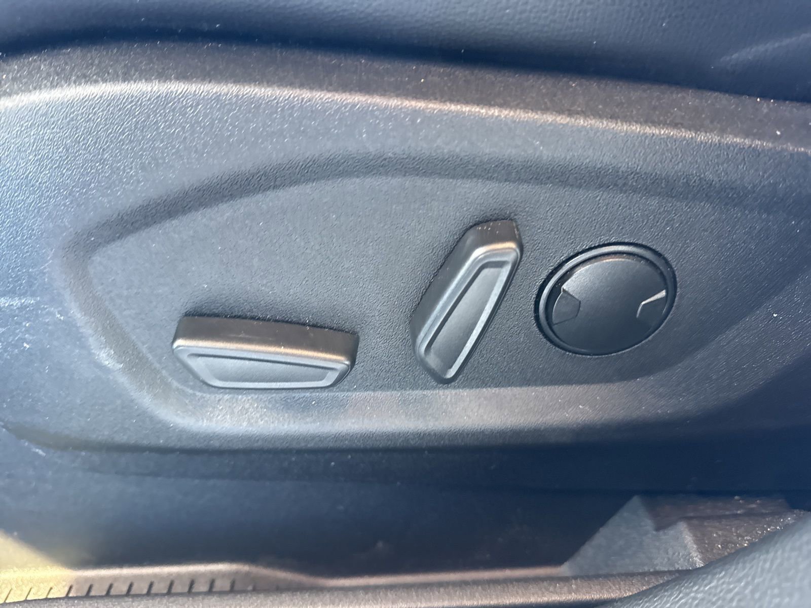 Certified 2024 Ford Edge SEL w/ Convenience Package image 24