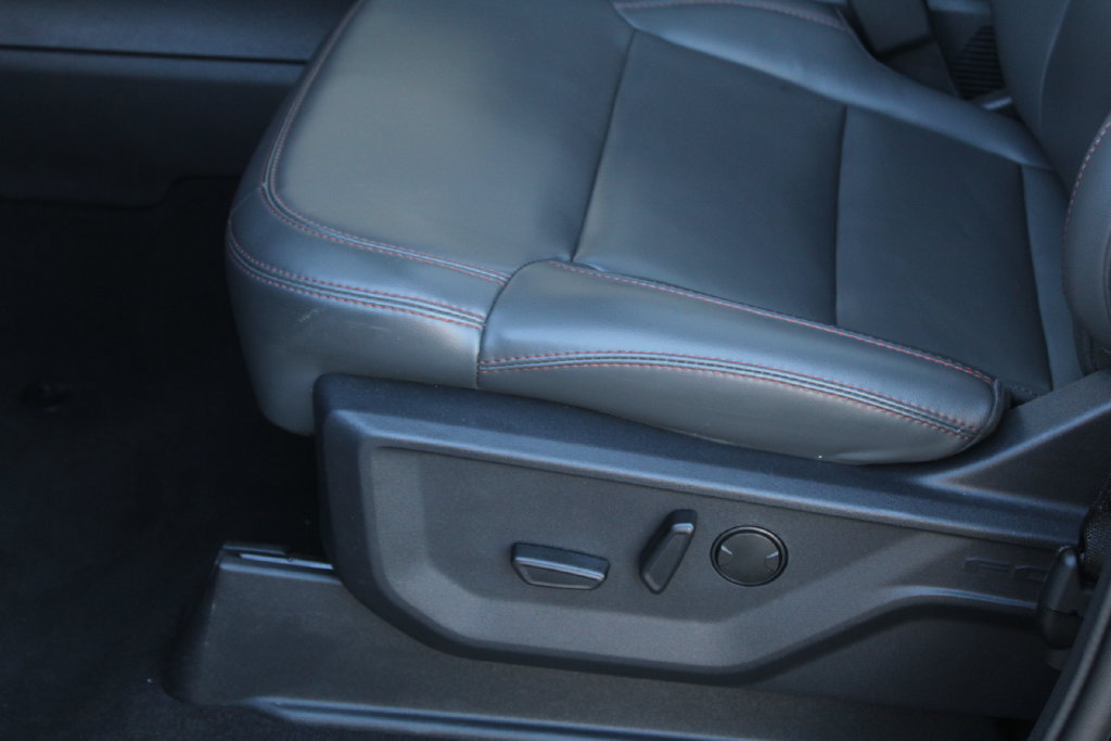 Certified 2025 Ford Expedition Active RWD image 12