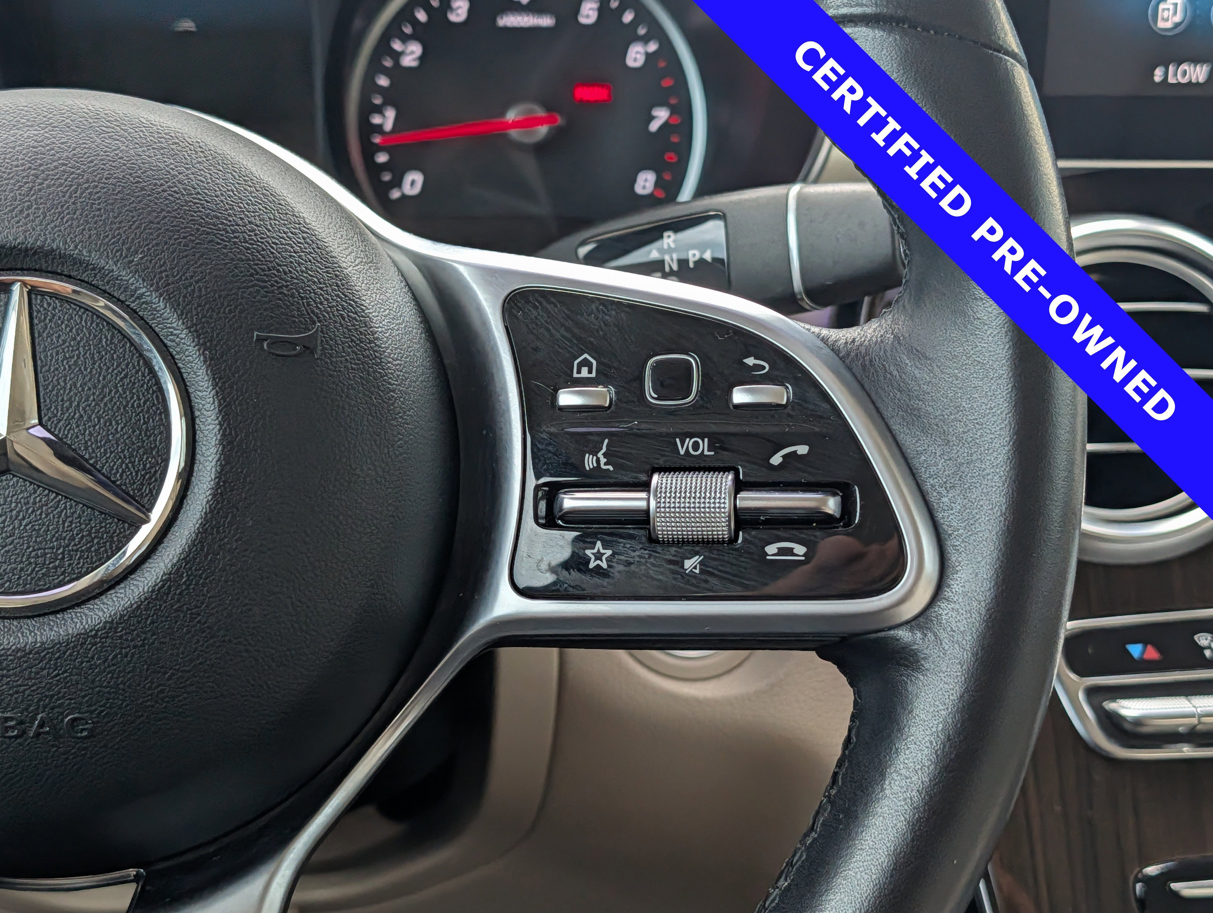 Used 2022 Mercedes-Benz GLC 300 image 25