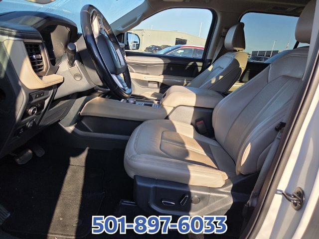 Certified 2024 Ford Expedition Limited RWD image 7
