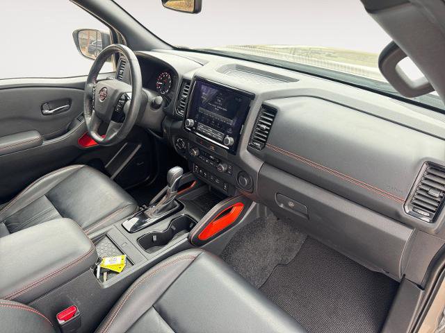 Used 2023 Nissan Frontier PRO-4X w/ Pro-4X Premium Package image 15