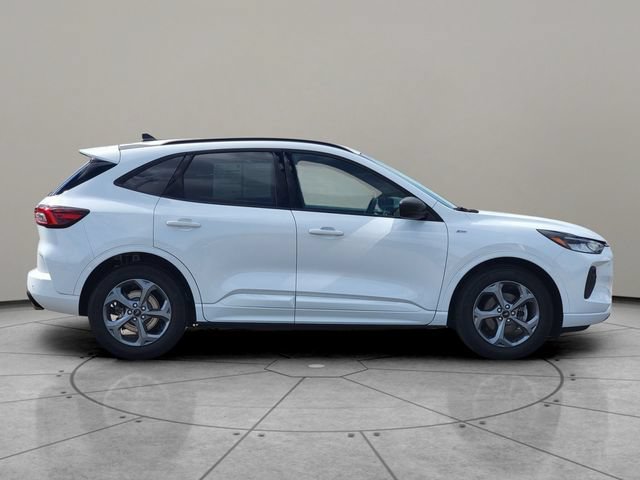 Certified 2023 Ford Escape ST-Line w/ Tech Pack #1 FWD image 13