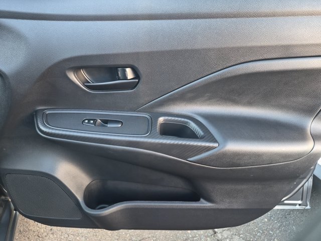 Used 2025 Nissan Versa S w/ Trunk Package FWD image 32
