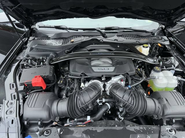 Certified 2025 Ford Mustang Dark Horse RWD image 27