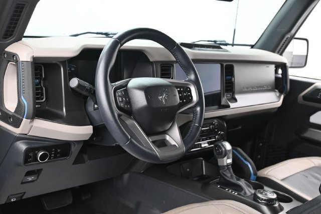 Certified 2023 Ford Bronco Wildtrak AWD/4WD image 15