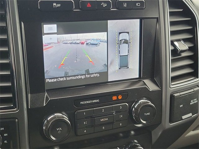 Certified 2022 Ford F350 XLT w/ Black Appearance Package image 21