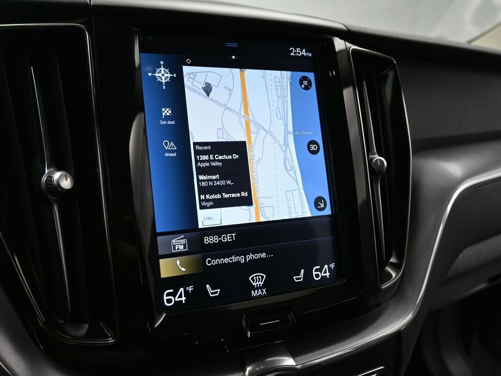 Used 2020 Volvo XC60 T5 Momentum w/ Protection Package Premier image 46