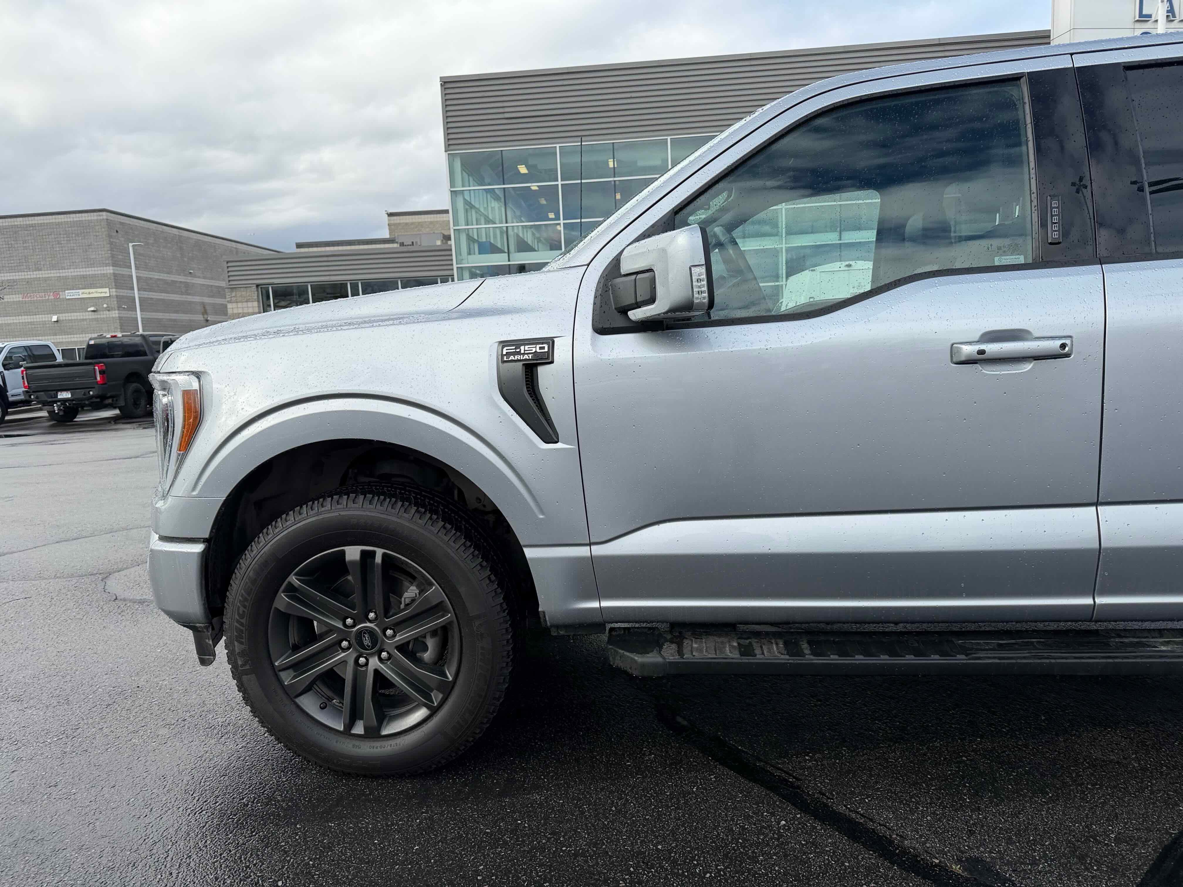 Certified 2022 Ford F150 Lariat w/ Equipment Group 502A High image 9