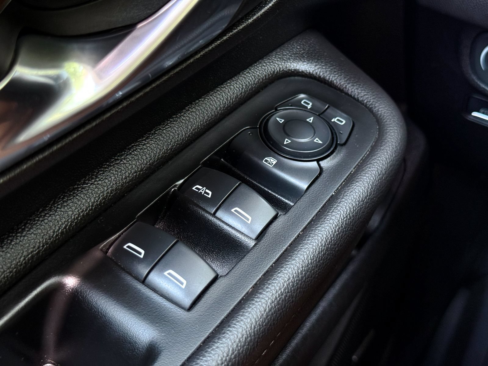 Used 2019 GMC Terrain Denali w/ Driver Alert Package II AWD/4WD image 30