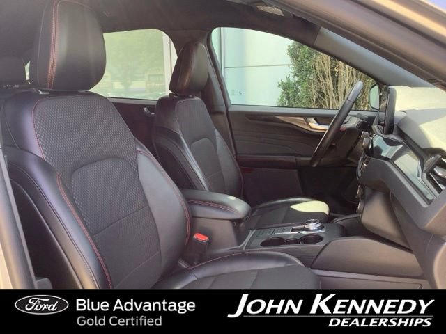 Certified 2024 Ford Escape ST-Line AWD/4WD image 23