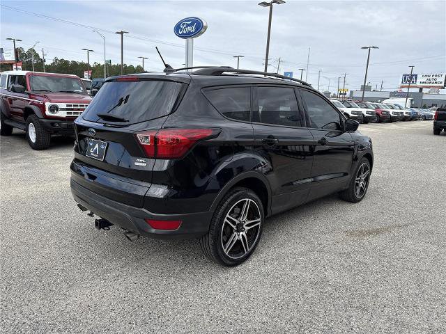 Certified 2019 Ford Escape SEL image 4
