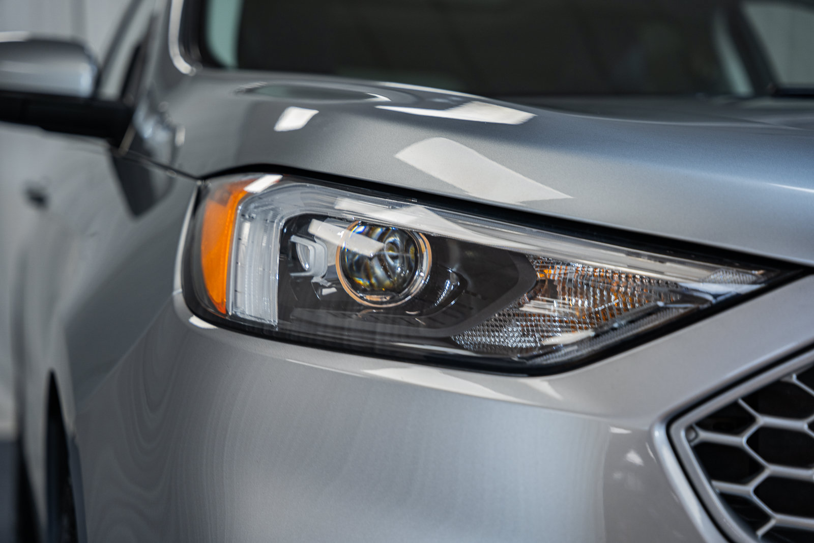 Certified 2024 Ford Edge SEL w/ Convenience Package AWD/4WD image 18