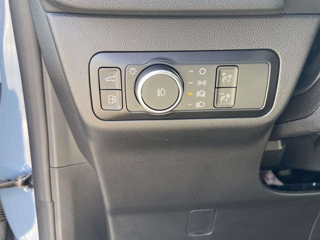 Certified 2025 Ford Escape SE FWD image 19