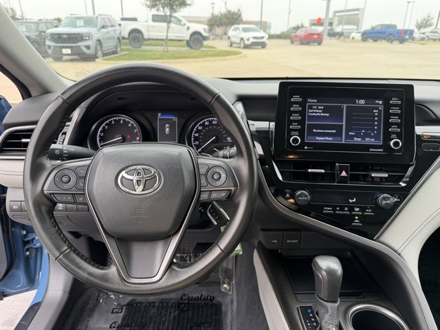 Used 2024 Toyota Camry SE image 12