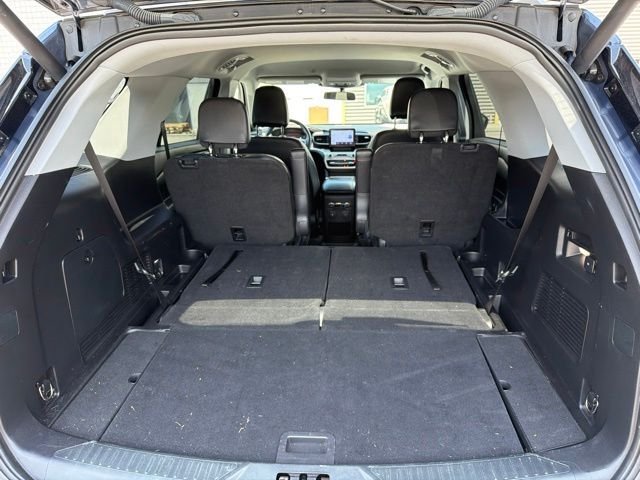 Certified 2021 Ford Explorer XLT w/ Equipment Group 202A AWD/4WD image 10
