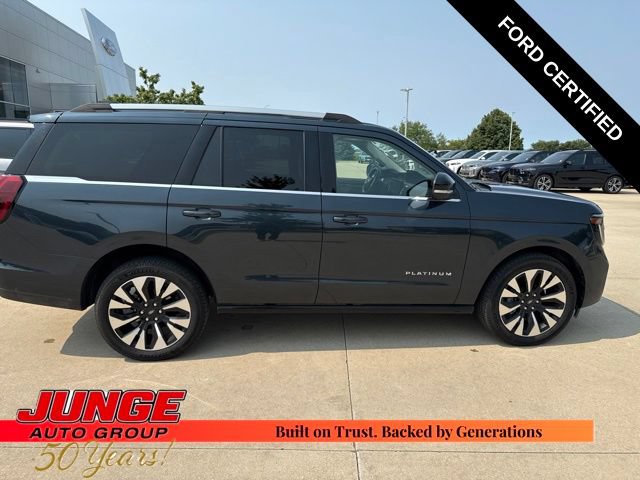 Certified 2025 Ford Expedition Platinum w/ Driver's Package AWD/4WD image 8