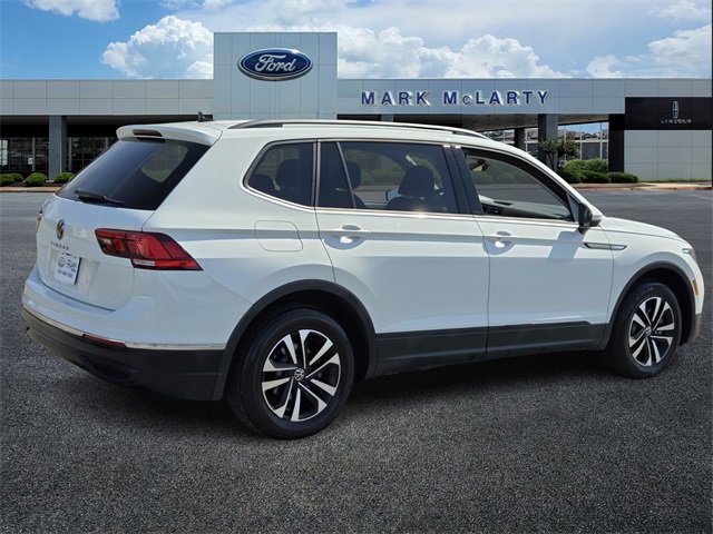 Used 2024 Volkswagen Tiguan S image 5