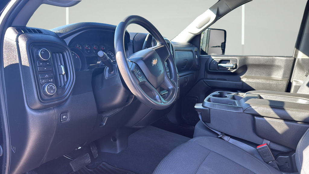 Used 2020 Chevrolet Silverado 2500 Custom w/ Custom Convenience Package AWD/4WD image 14