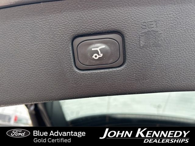 Certified 2022 Ford Edge ST-Line AWD/4WD image 13