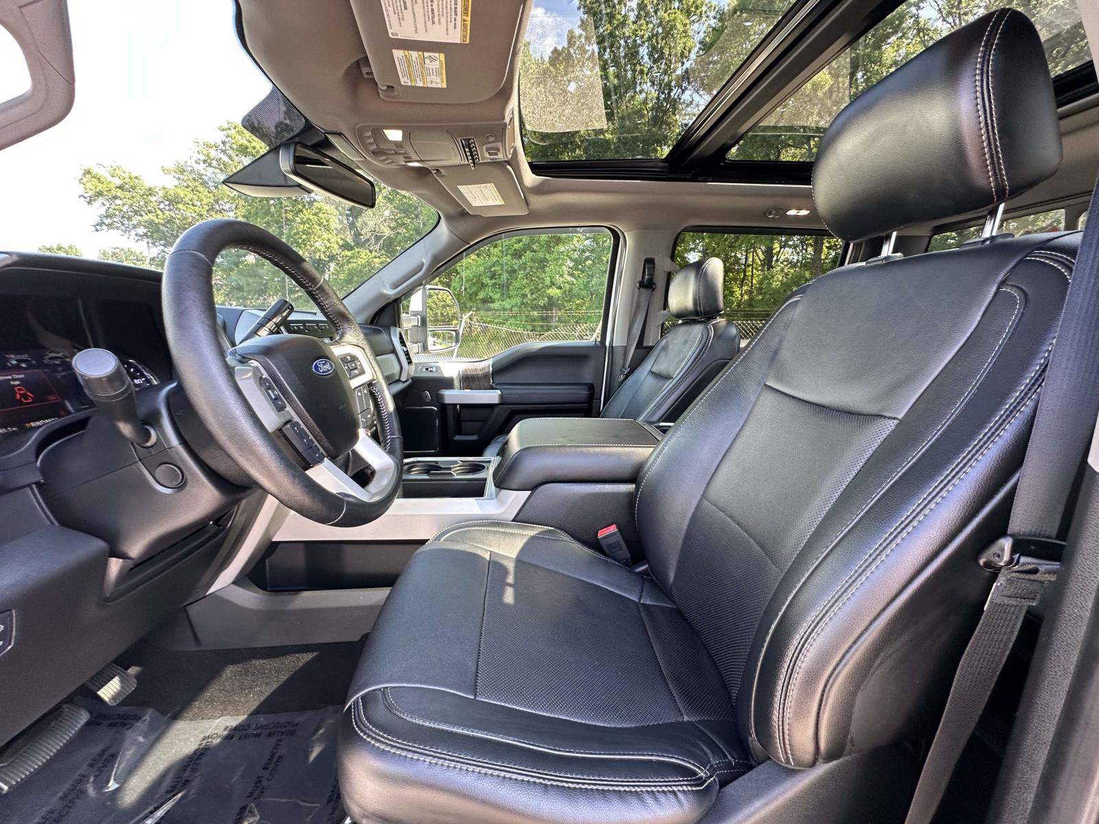 Certified 2019 Ford F350 Lariat w/ Lariat Ultimate Package AWD/4WD image 21