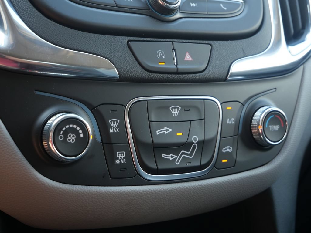 Used 2023 Chevrolet Equinox LT FWD image 30