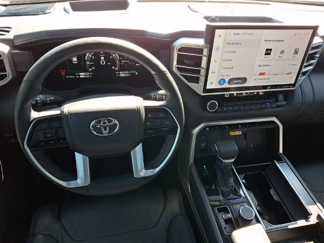 Used 2023 Toyota Sequoia Platinum AWD/4WD image 16