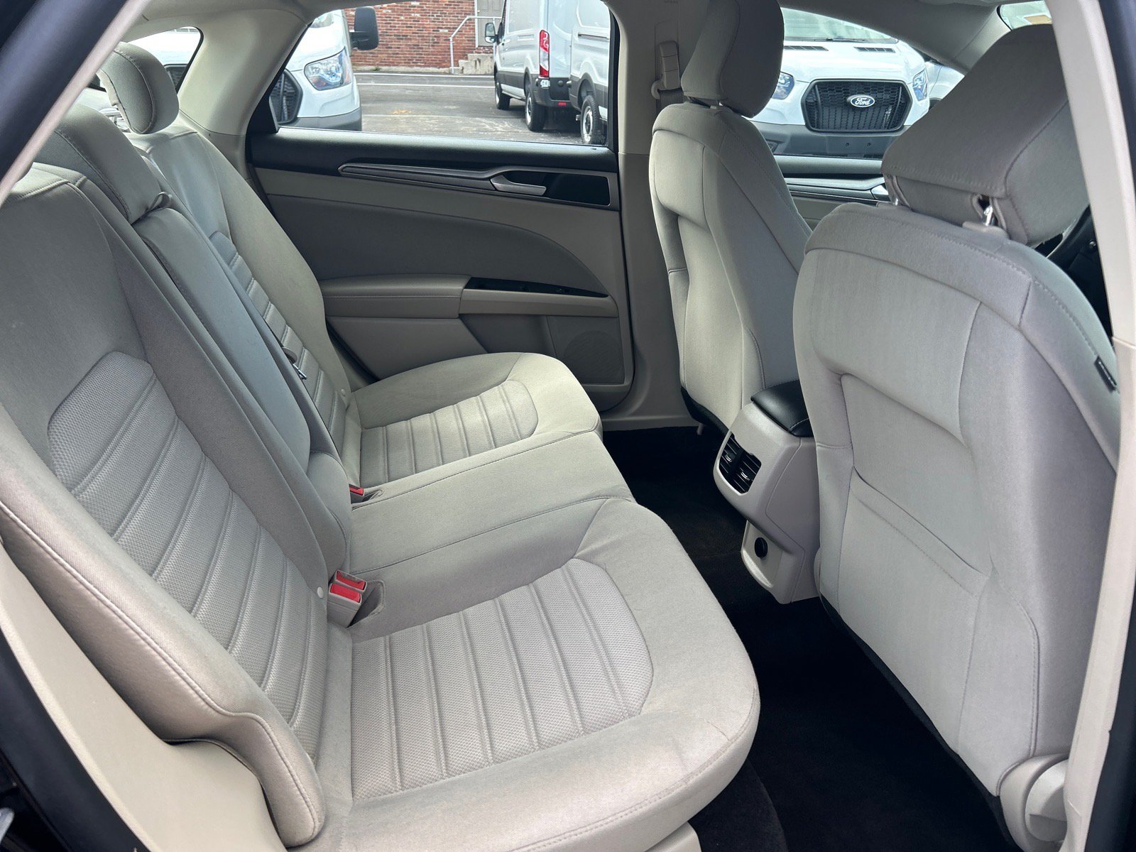 Certified 2020 Ford Fusion SE FWD image 17