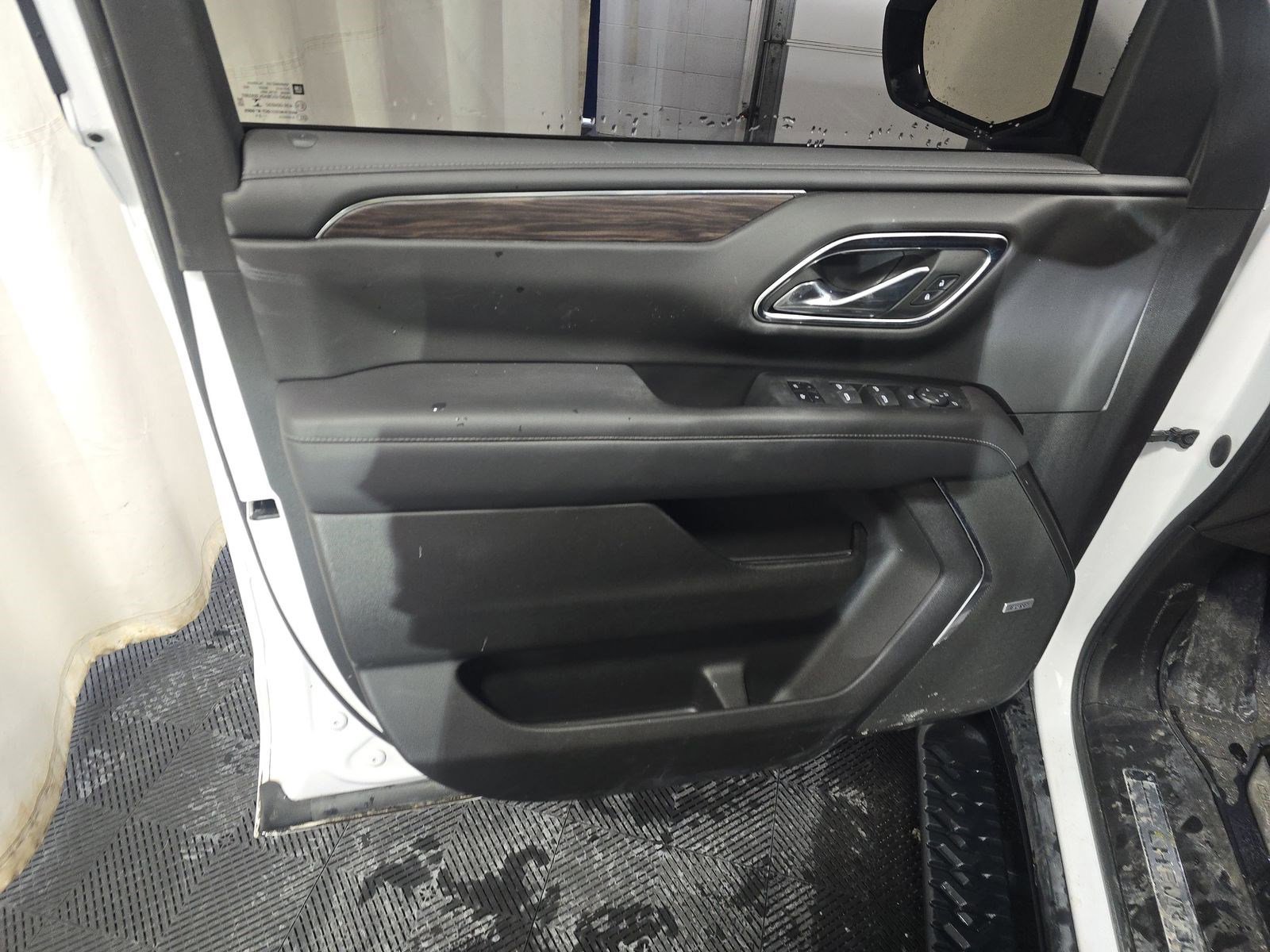 Used 2021 Chevrolet Tahoe Z71 image 9