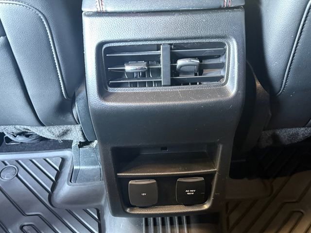 Certified 2020 Ford Edge ST-Line image 8