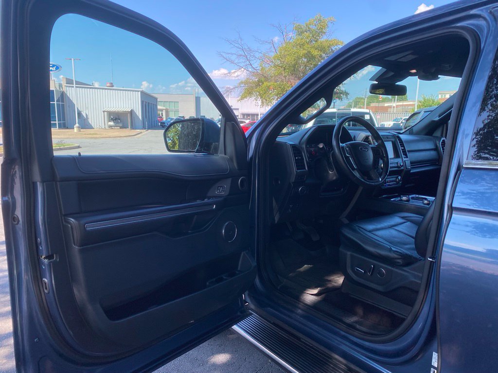 Certified 2019 Ford Expedition Max XLT w/ Equipment Group 202A AWD/4WD image 10