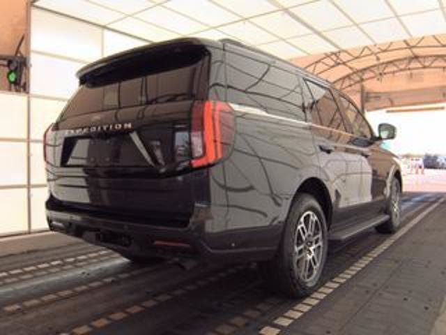 Certified 2025 Ford Expedition Active AWD/4WD image 7