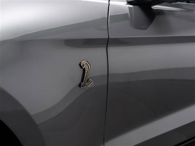 Certified 2021 Ford Mustang Shelby GT500 w/ Carbon Fiber Track Pack image 23