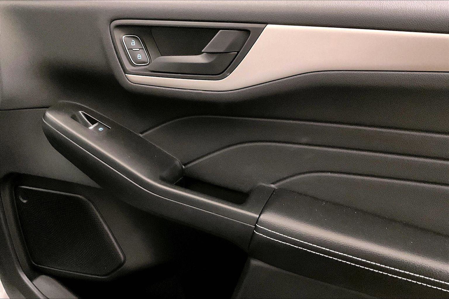 Certified 2022 Ford Escape S image 23