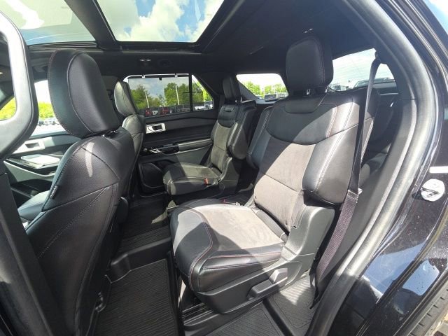 Certified 2023 Ford Explorer ST w/ Equipment Group 401A AWD/4WD image 18