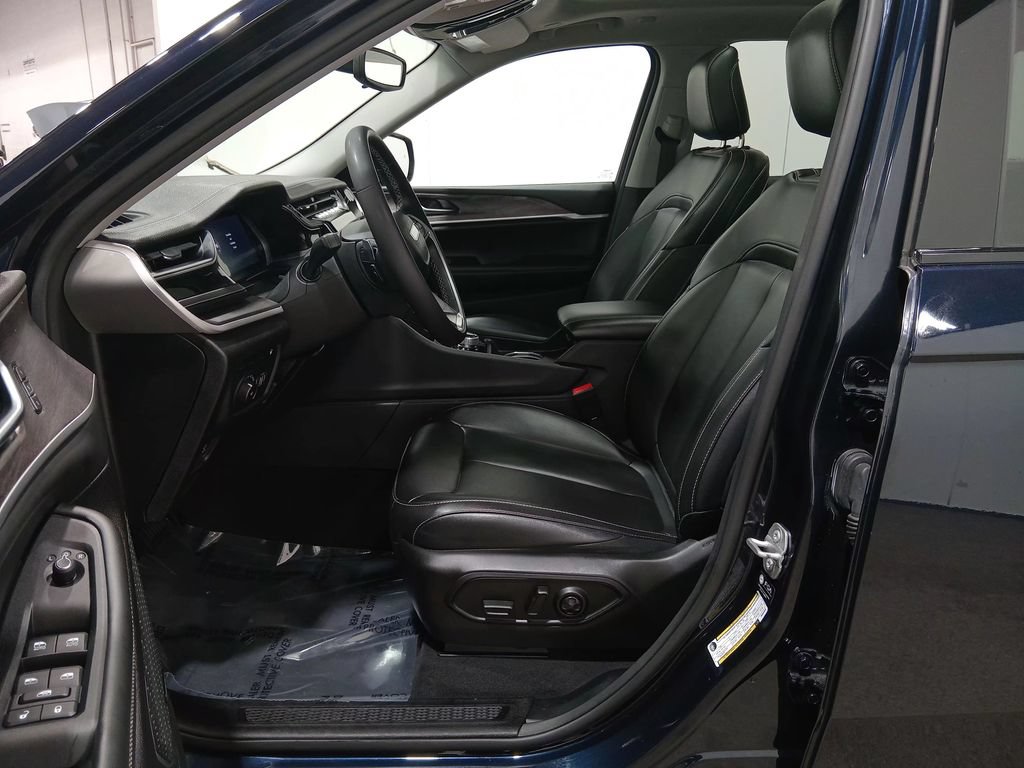 Used 2024 Jeep Grand Cherokee Limited 4xe AWD/4WD image 17